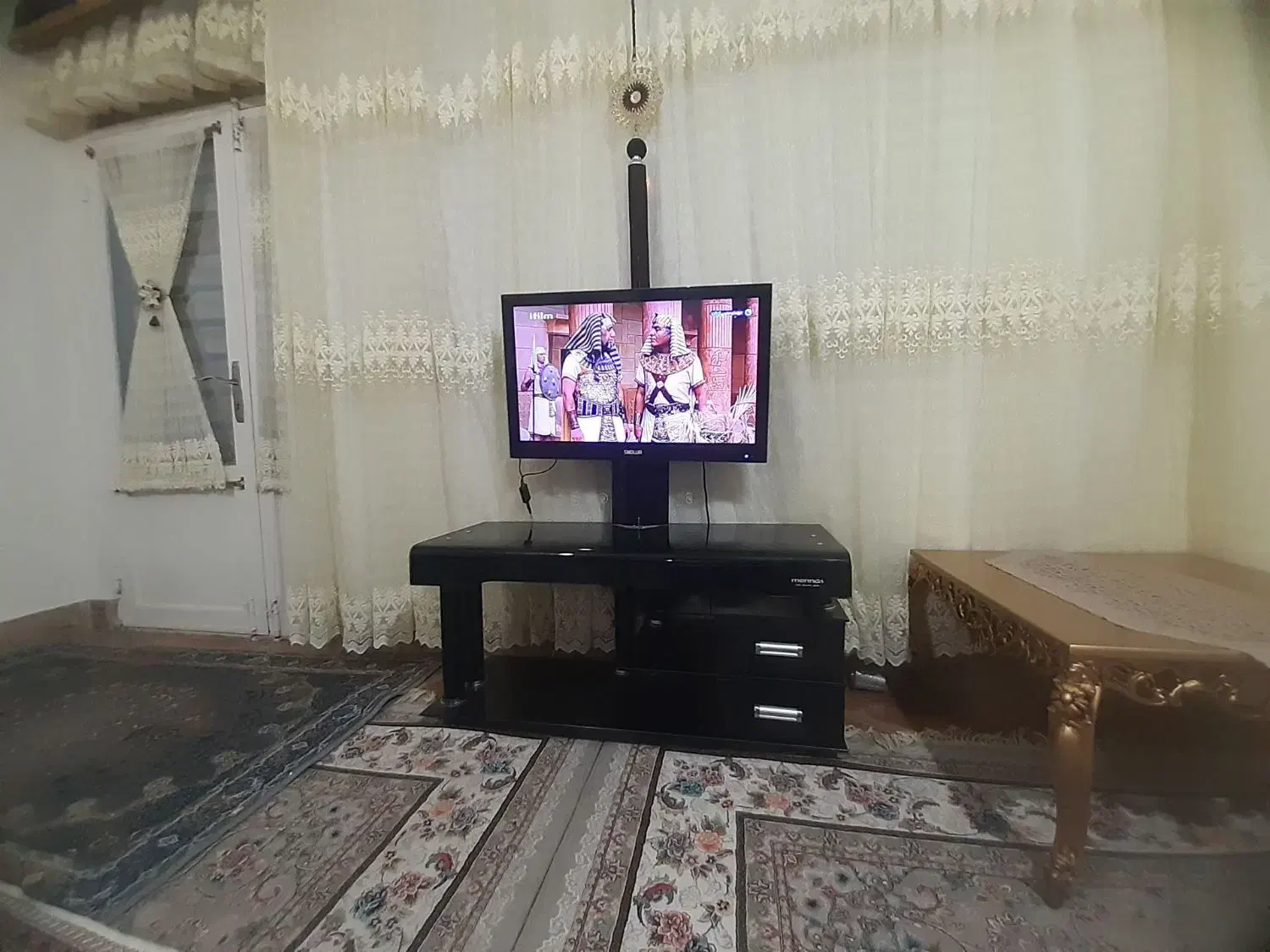 تلوزیون  ال ای دی۳۲اینج اسنو|تلویزیون و پروژکتور|کوهدشت, |دیوار