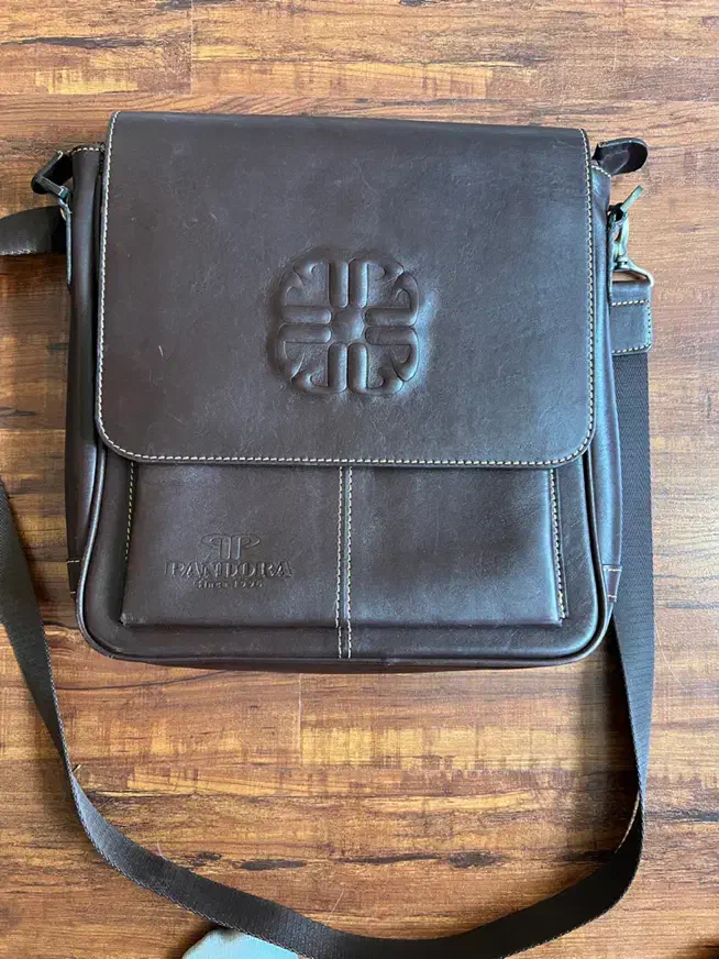 کیف چرم برند پاندورا|کیف، کفش، کمربند|رشت, گلسار|دیوار