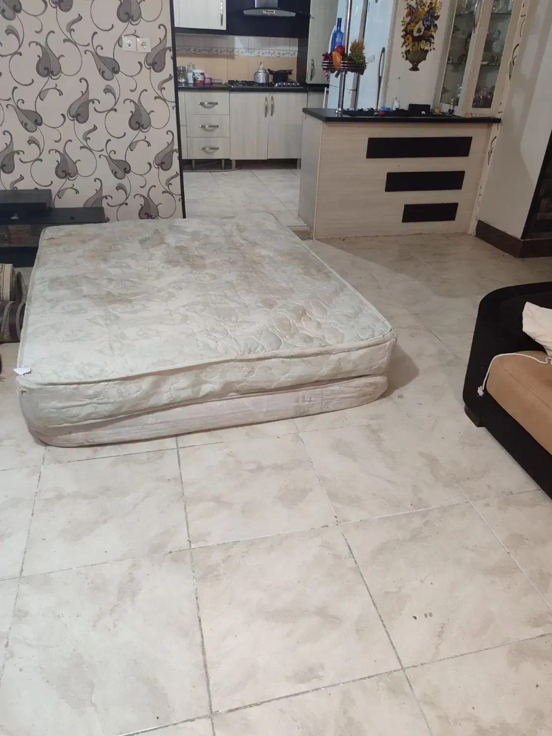 تشک فنری دونفره|تشک تختخواب|شیراز, کاراندیش|دیوار