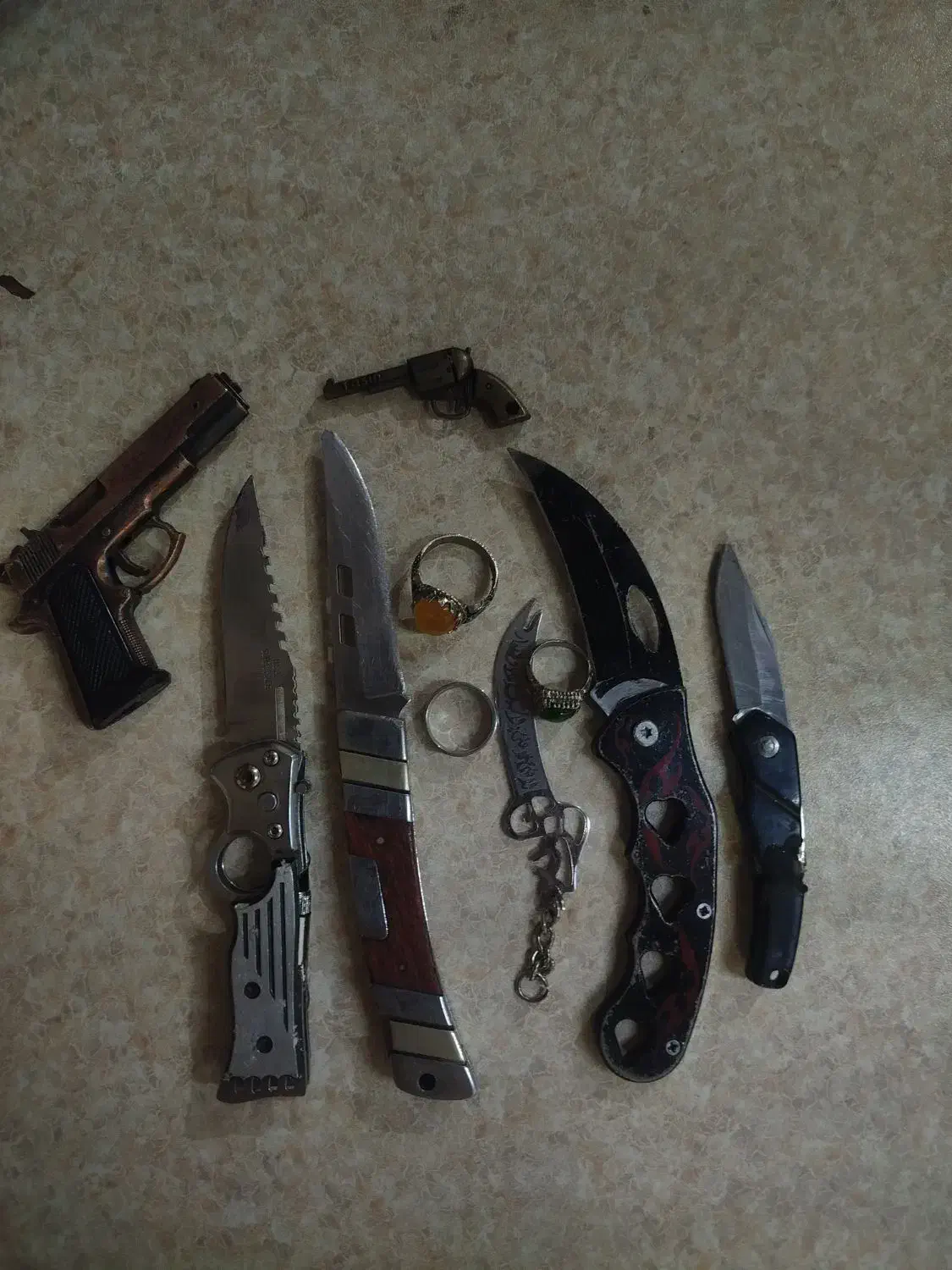 فوری فوری این چاقو فقط با این قیمت|کلکسیون و سرگرمی|میاندوآب, |دیوار