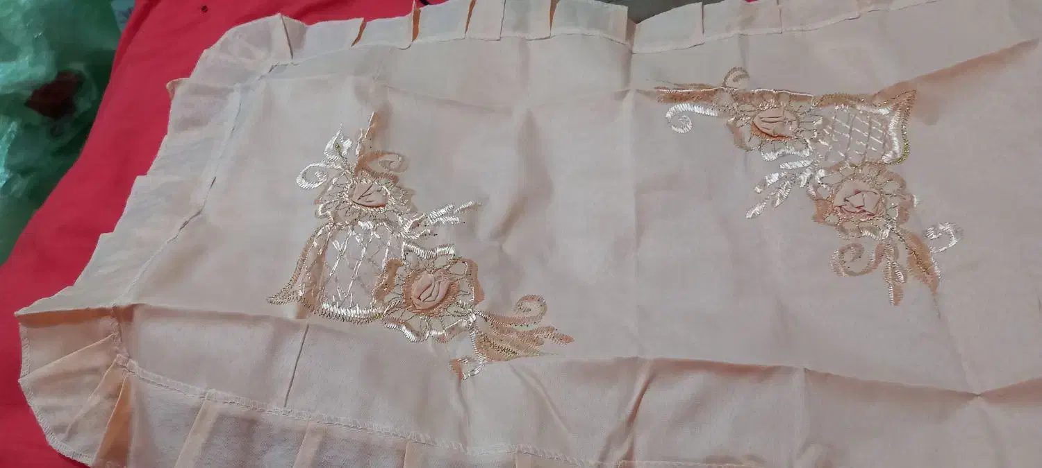 رو بالشتی جفت|رختخواب، بالش، پتو|بابل, |دیوار