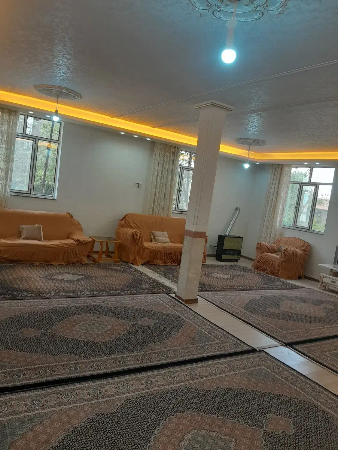 ویلایی|اجارهٔ کوتاه‌مدت ویلا و باغ|سرعین, |دیوار