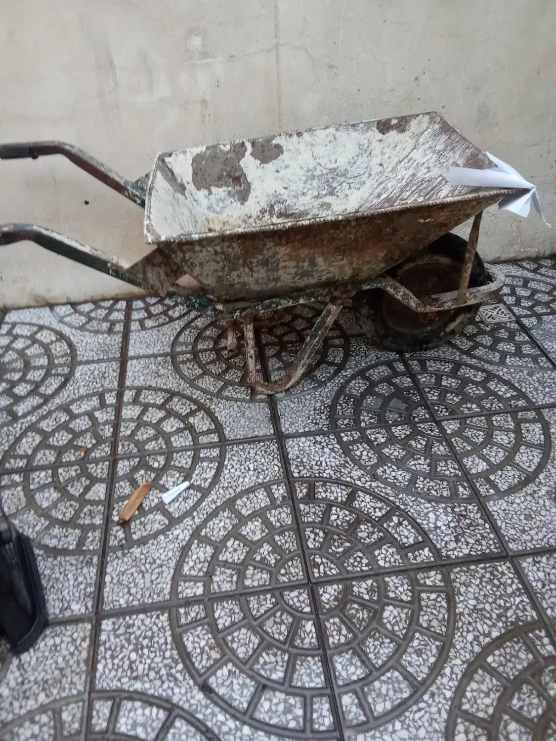 فرغون دستی|ابزارآلات|تبریز, |دیوار