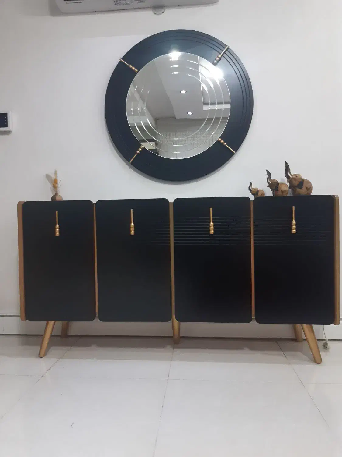 اینه و کنسول|بوفه، ویترین، کنسول|شهرکرد, |دیوار