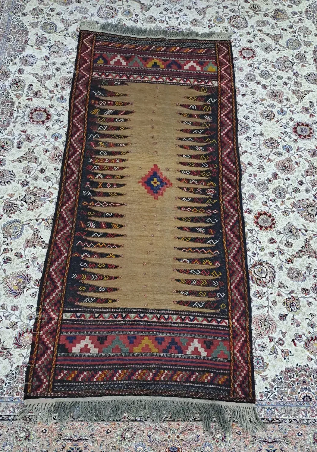 سفره پشمی قدیمی عتیقه|گلیم، جاجیم، گبه|مشهد, طبرسی شمالی|دیوار