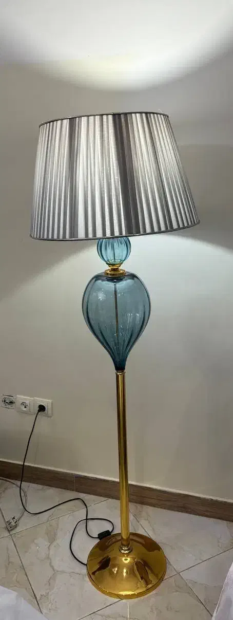 آباژر پایه بلند|چراغ خواب و آباژور|فردیس, شهرک وحدت|دیوار