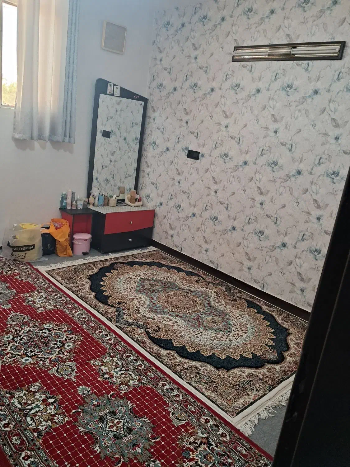 فروش واحد ۲ خوابه  ۸۲ متری در میانرود  تک برگ سند|فروش آپارتمان|شیراز, بهارستان|دیوار