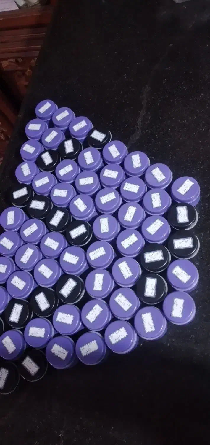 کرم دست ساز اماراتی اصل|آرایشی، بهداشتی، درمانی|سراوان, |دیوار