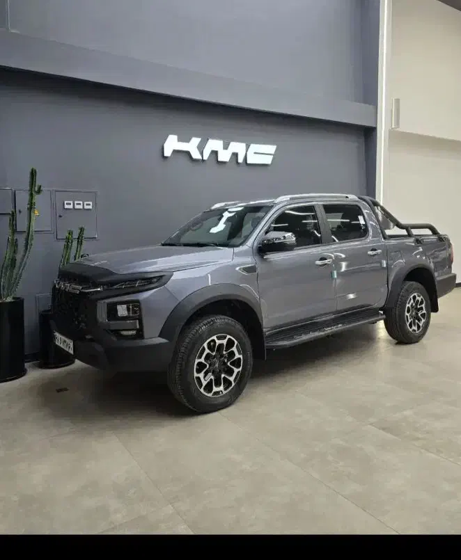 ماشین کی ام سی T9|خودرو سواری و وانت|سربیشه, |دیوار