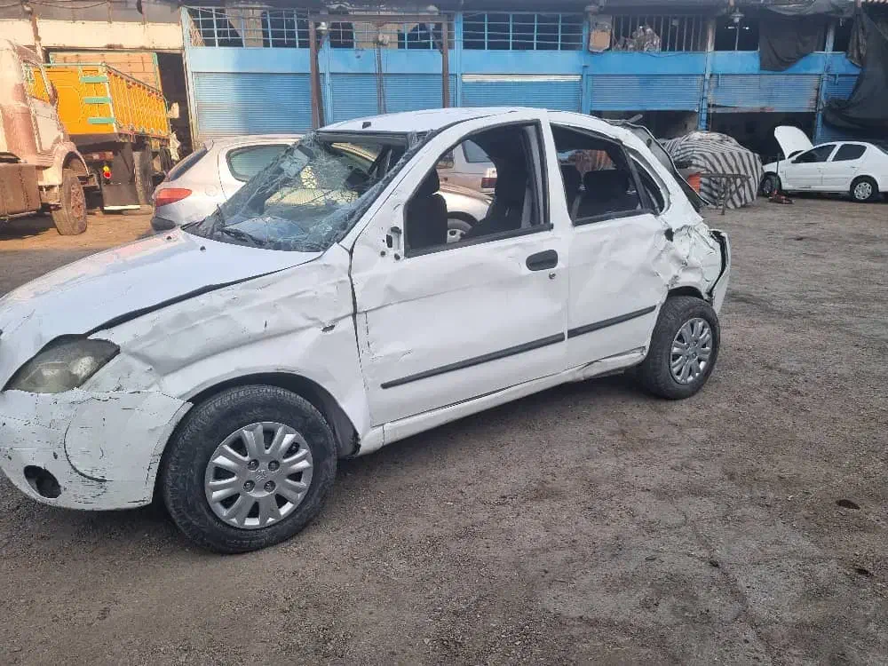 تیبا ۲ تصادفی۹۶شاسی پلمپ|خودرو سواری و وانت|مشهد, کوی سیدی|دیوار