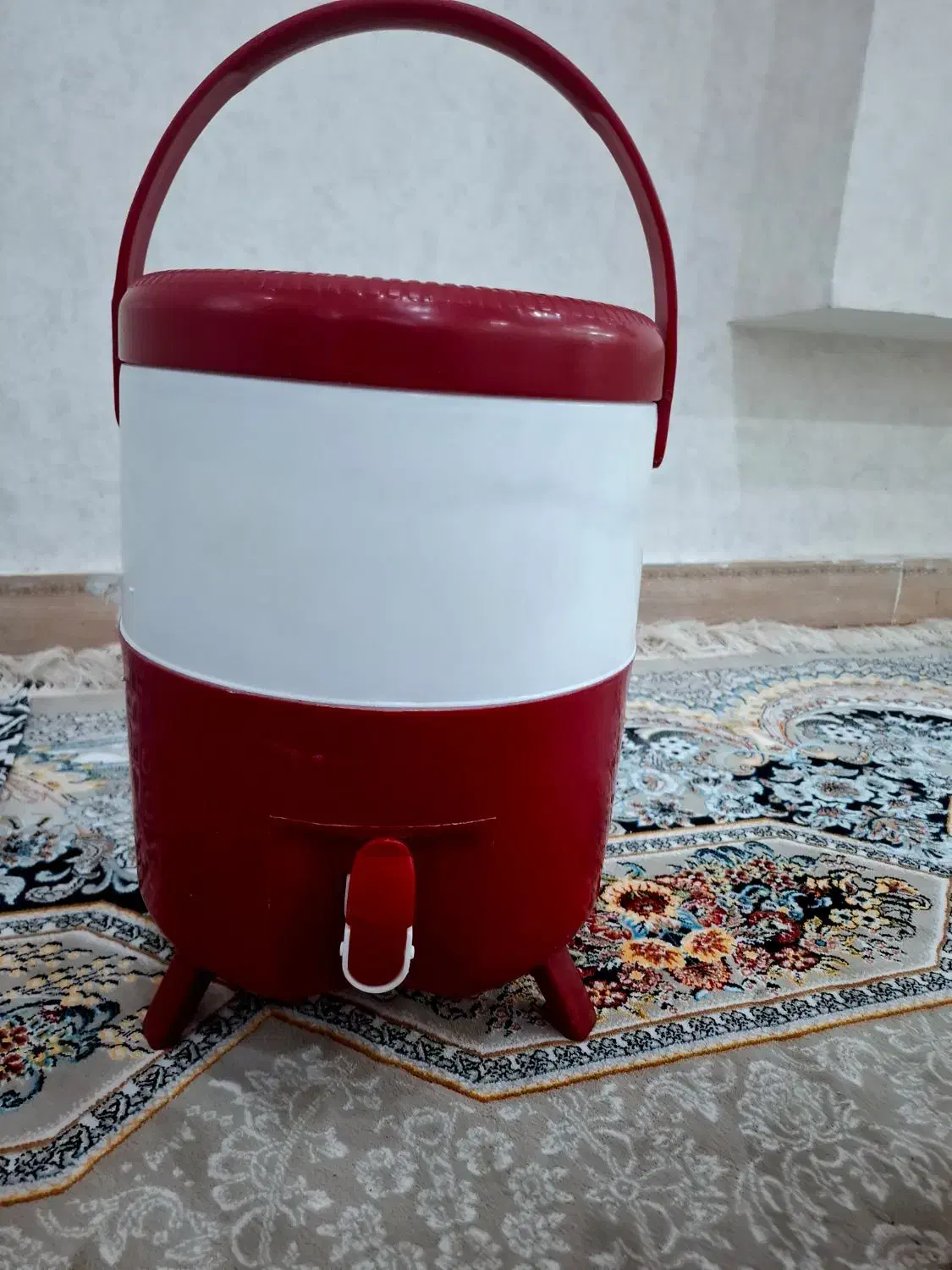 کلمن اب پایه دار|ظروف نگهدارنده، پلاستیکی، یک‌بارمصرف|اهواز, کمپلو جنوبی|دیوار