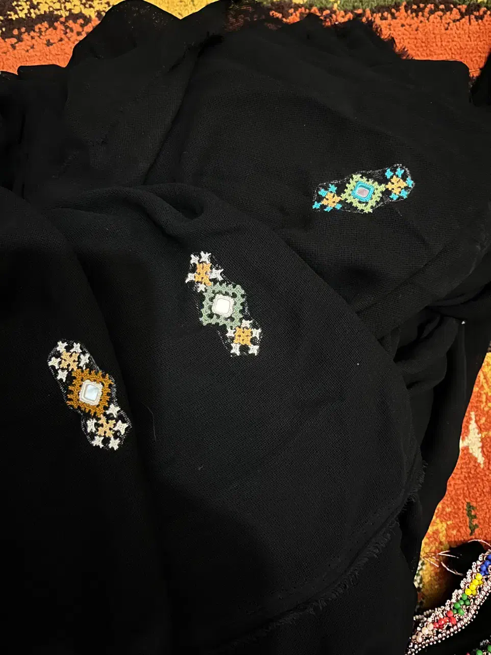 پلیوار|لباس|ایرانشهر, |دیوار