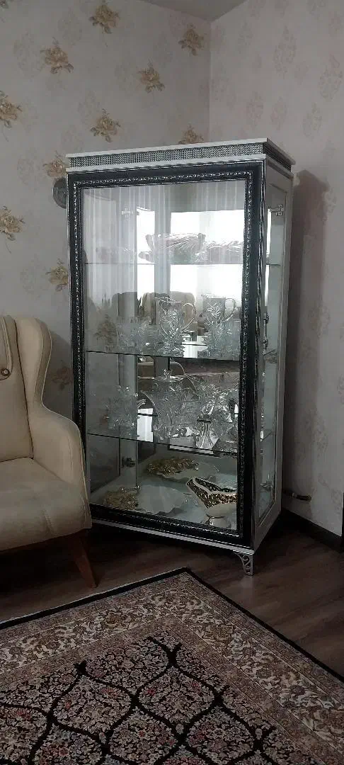 بوفه چوبی|بوفه، ویترین، کنسول|سلماس, |دیوار