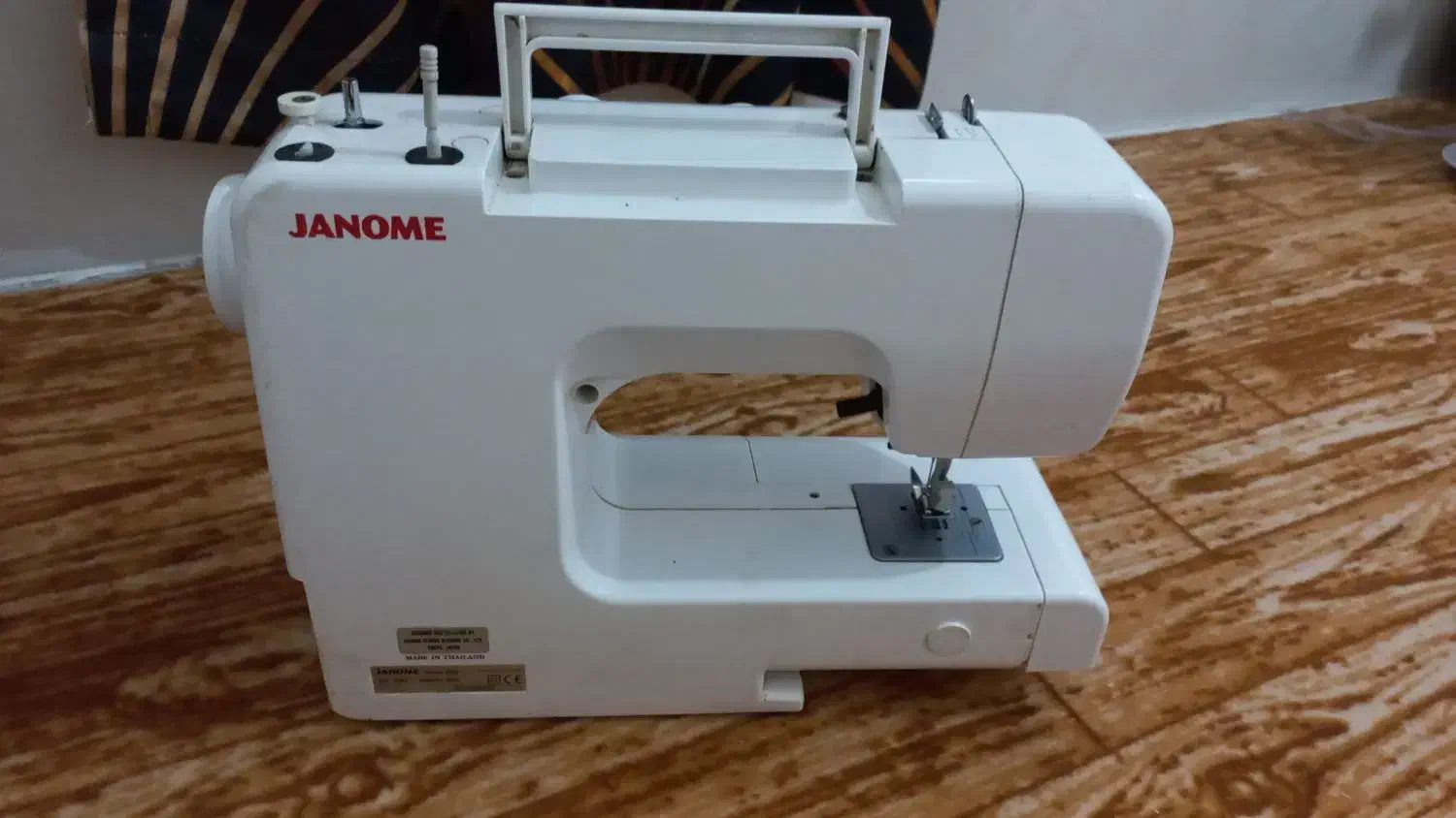 چرخ خیاطی تمیز درحد نو وسالم|چرخ خیاطی و ریسندگی|برازجان, |دیوار