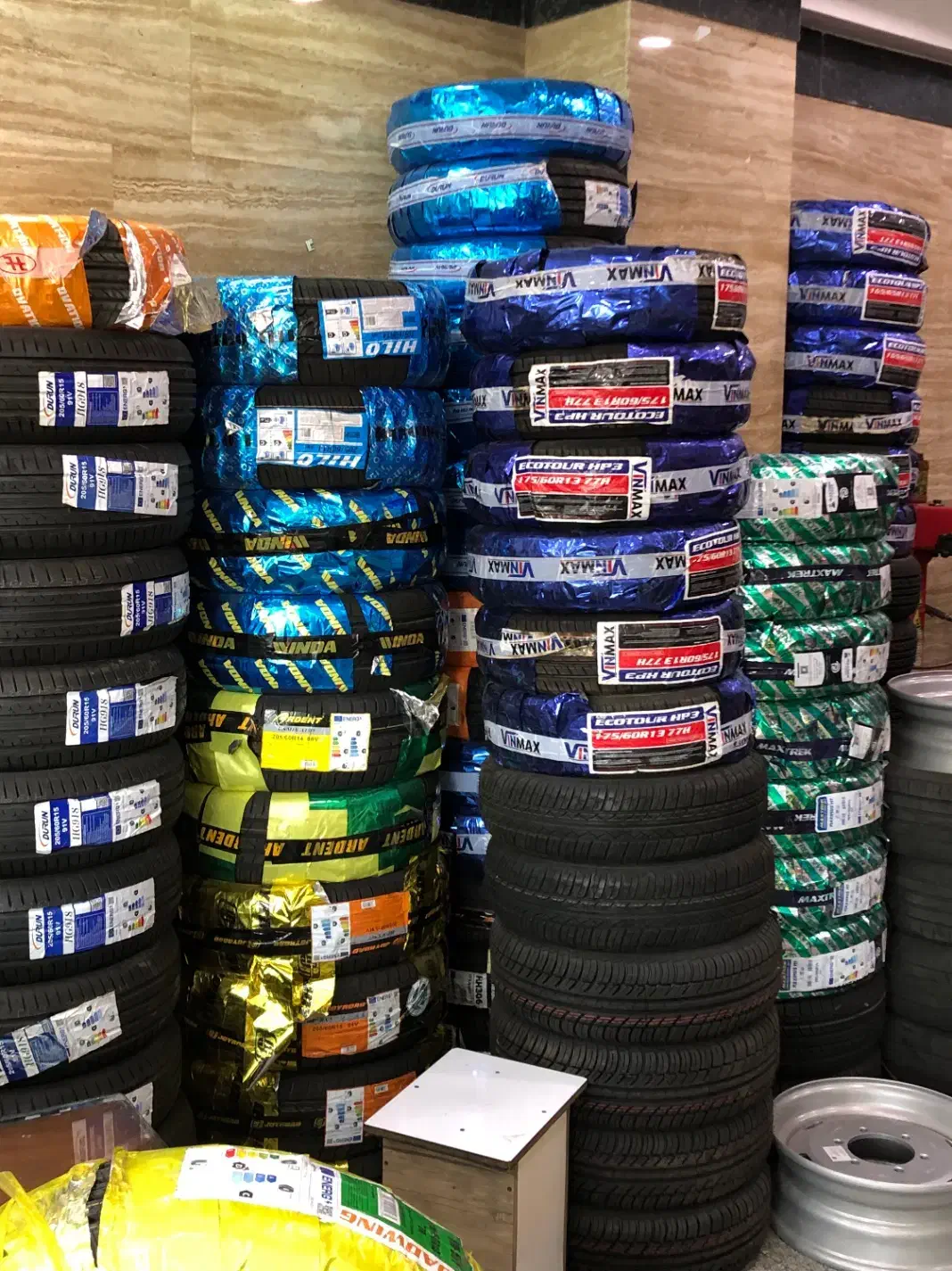 لاستیک فروشی|قطعات یدکی و لوازم جانبی|تبریز, |دیوار