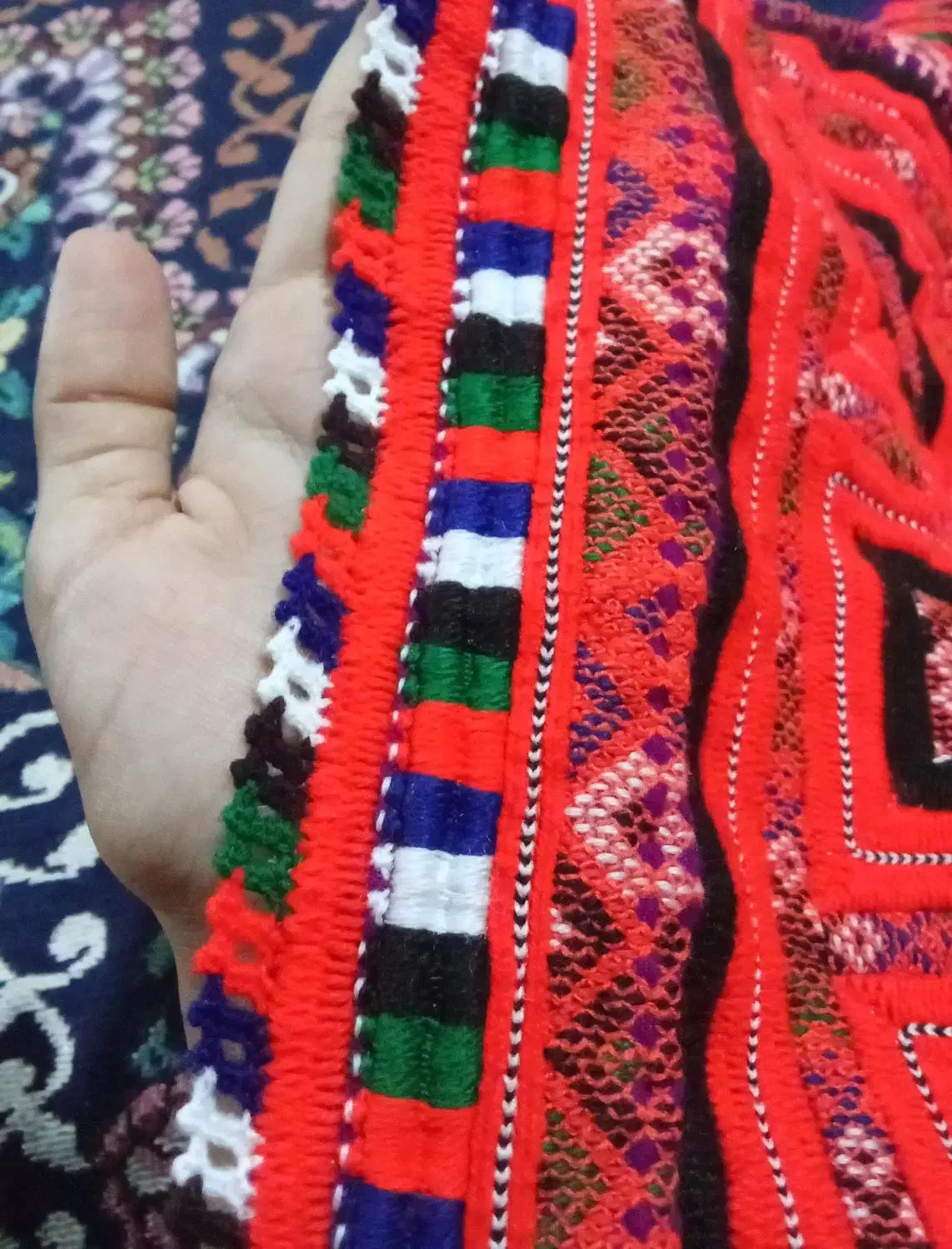 کریشی|لوازم خیاطی و بافتنی|سراوان, |دیوار