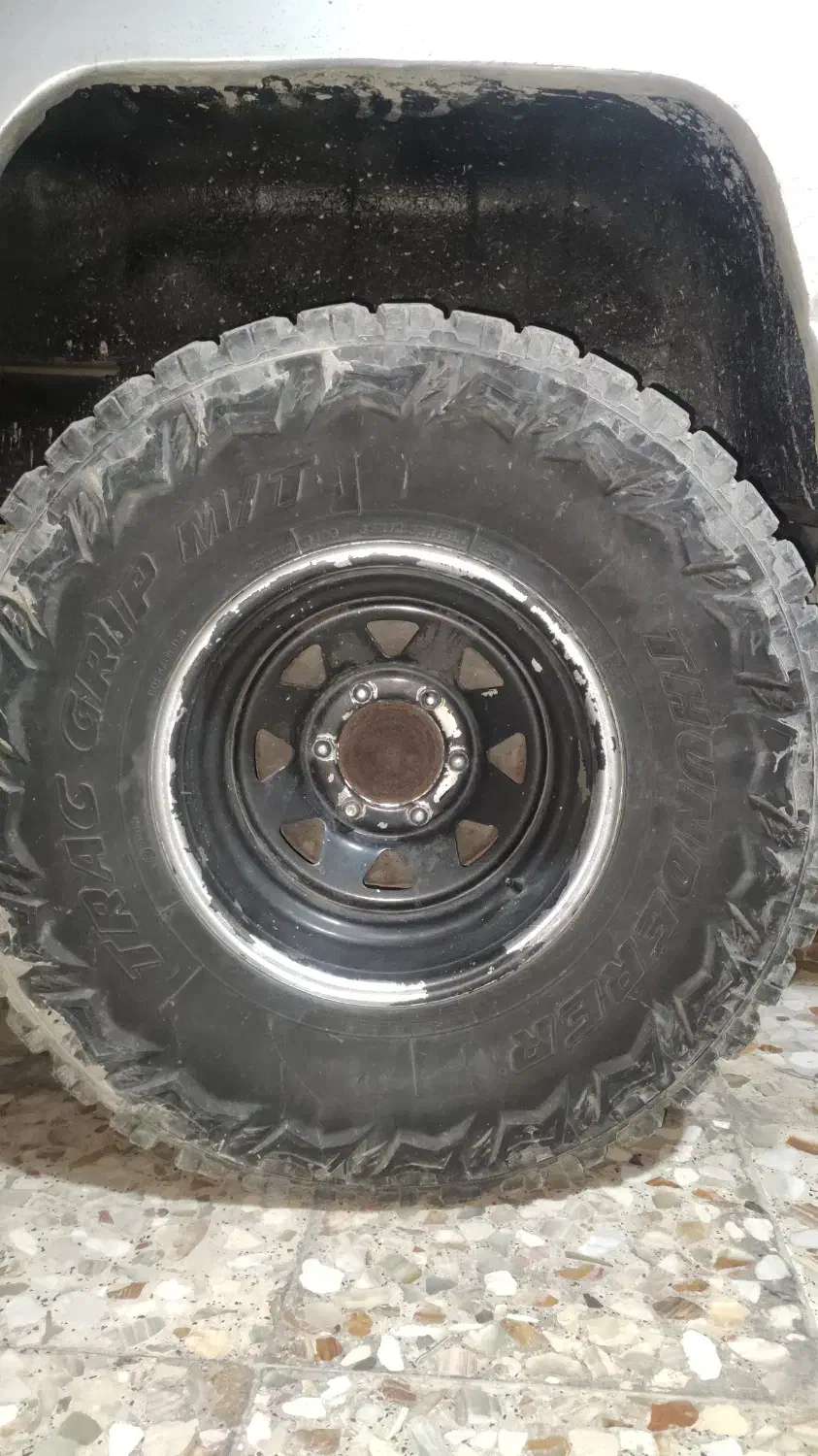 معاوضه رینگ و لاستیک آفرودی رینگ ۱۵ لاستیک ۳۳|قطعات یدکی و لوازم جانبی|قائم‌شهر, |دیوار