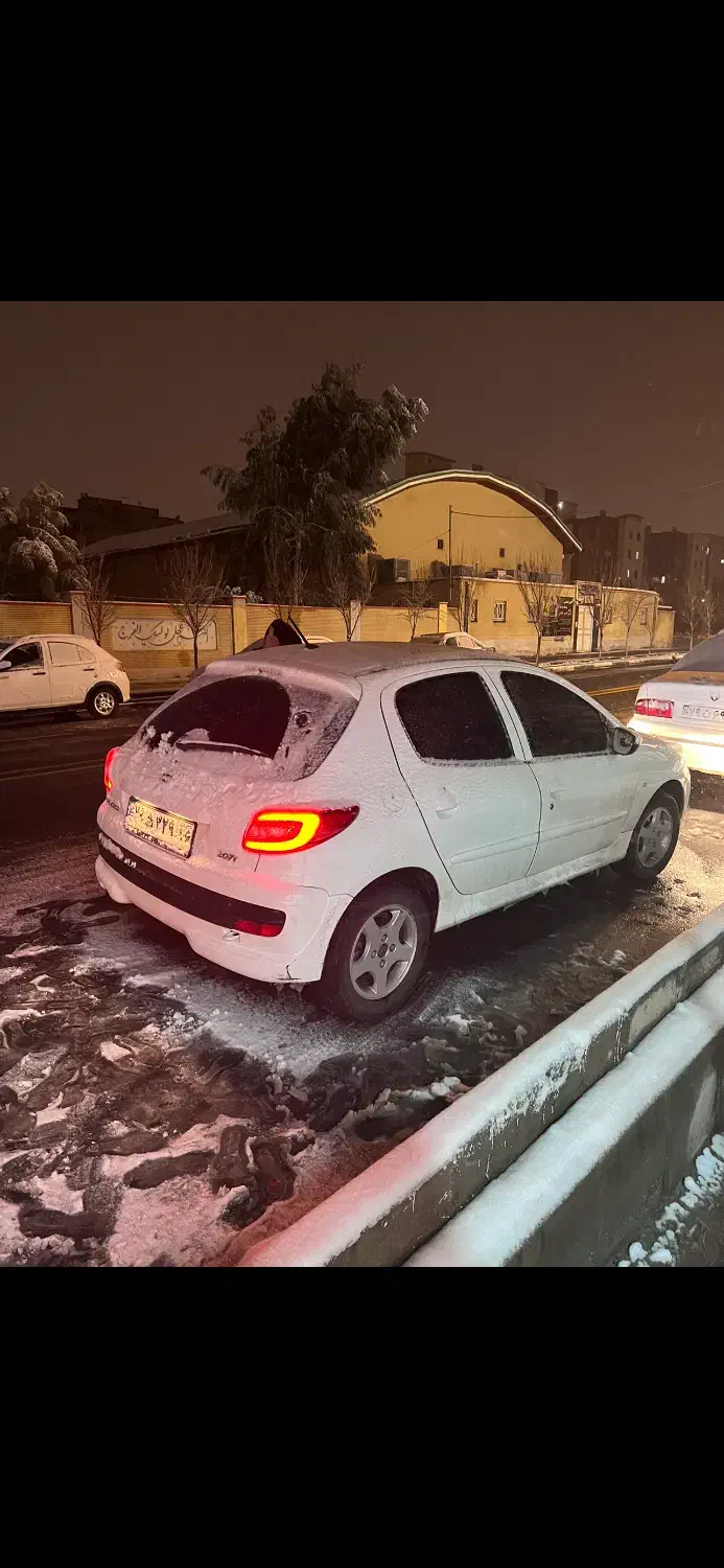 ۲۰۷ پاناروما سفید|خودرو سواری و وانت|قم, چهل اختران|دیوار