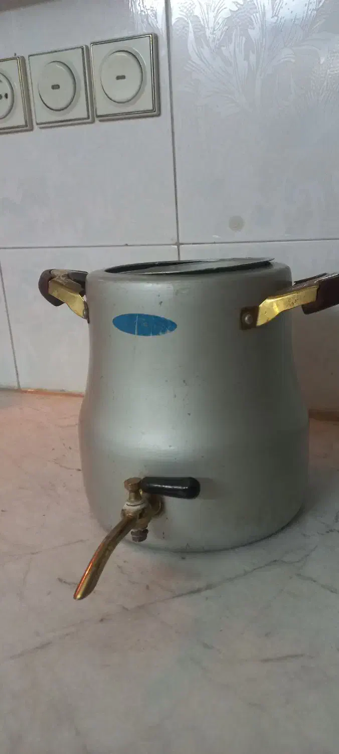 کتری لاوسانگ ۴لیتری|قوری، کتری، قهوهساز دستی|قم, باغ کرباسی|دیوار