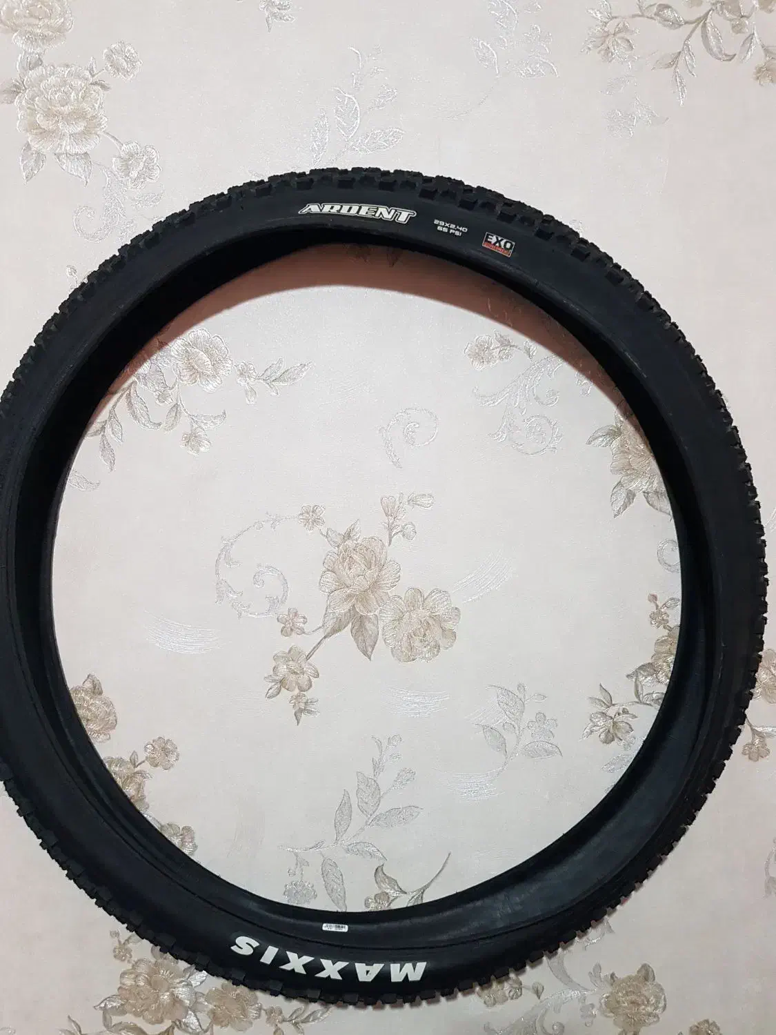 لاستیک دوچرخه کربن اسکات جاینت کنیون اوربا کیوب|دوچرخه، اسکیت، اسکوتر|تهران, آهنگران (سراسیاب دولاب)|دیوار