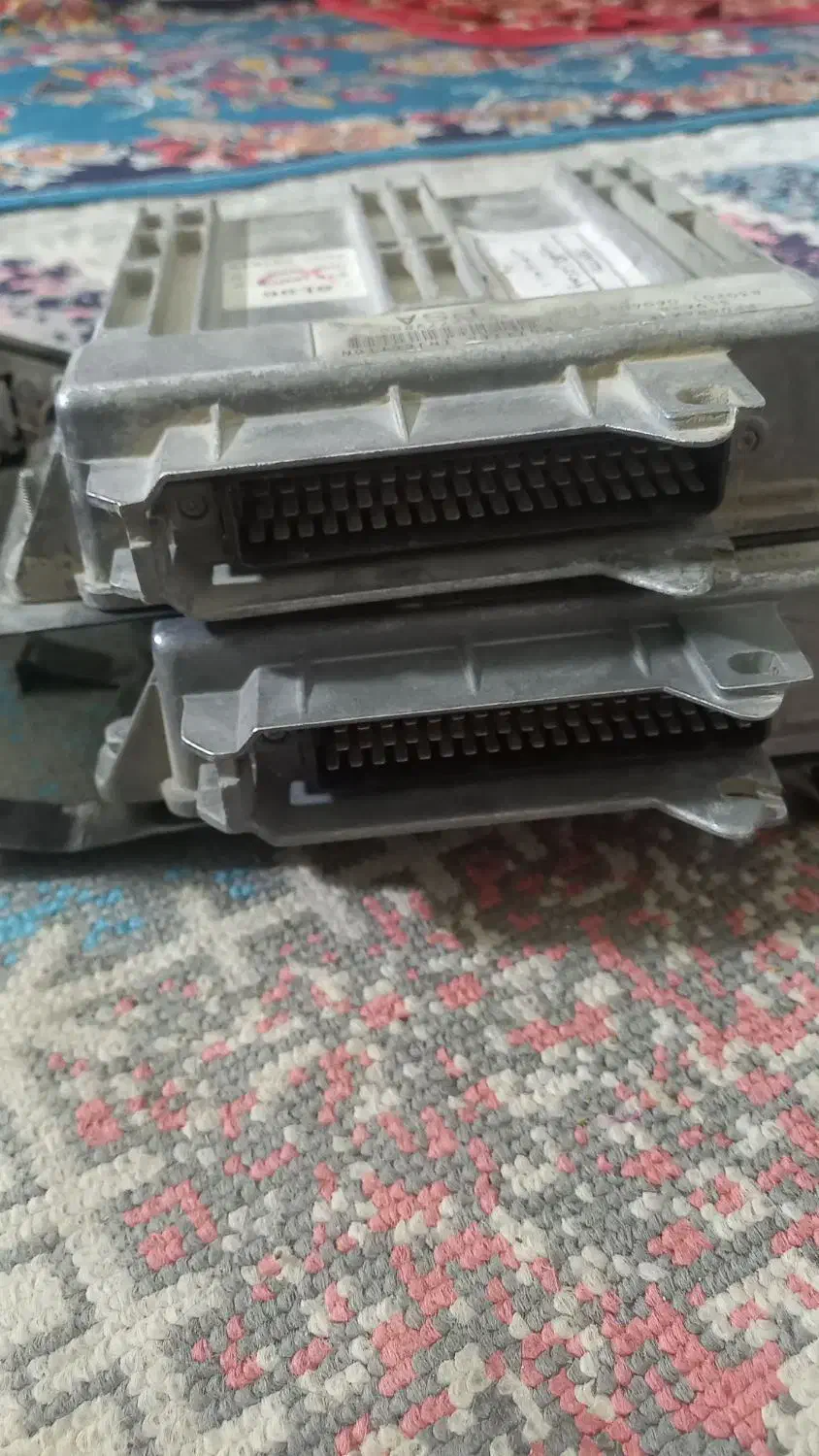 دوعدد کامپیوتر تک فیش وپشت خطری پژو|قطعات یدکی و لوازم جانبی|زابل, |دیوار