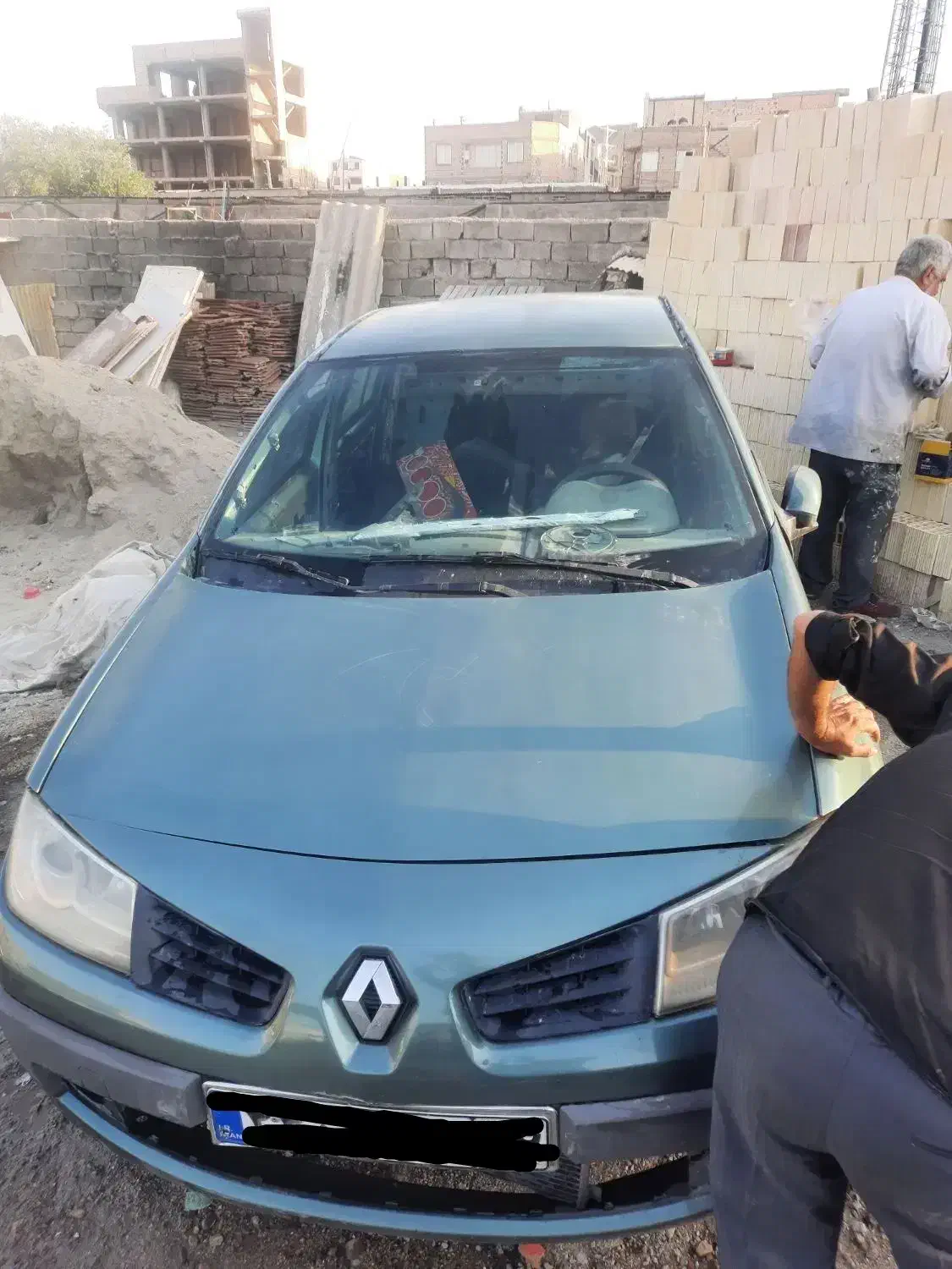 جراج لوازم یدکی مگان|قطعات یدکی و لوازم جانبی|رامجین, |دیوار