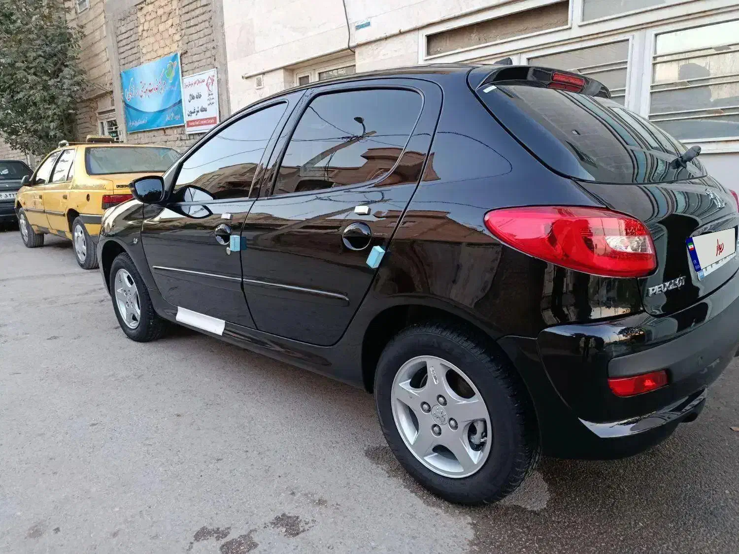 ۲۰۷ پانا مدل ۱۴۰۳ معاوضه با پراید|خودرو سواری و وانت|شیراز, شریف‌آباد|دیوار