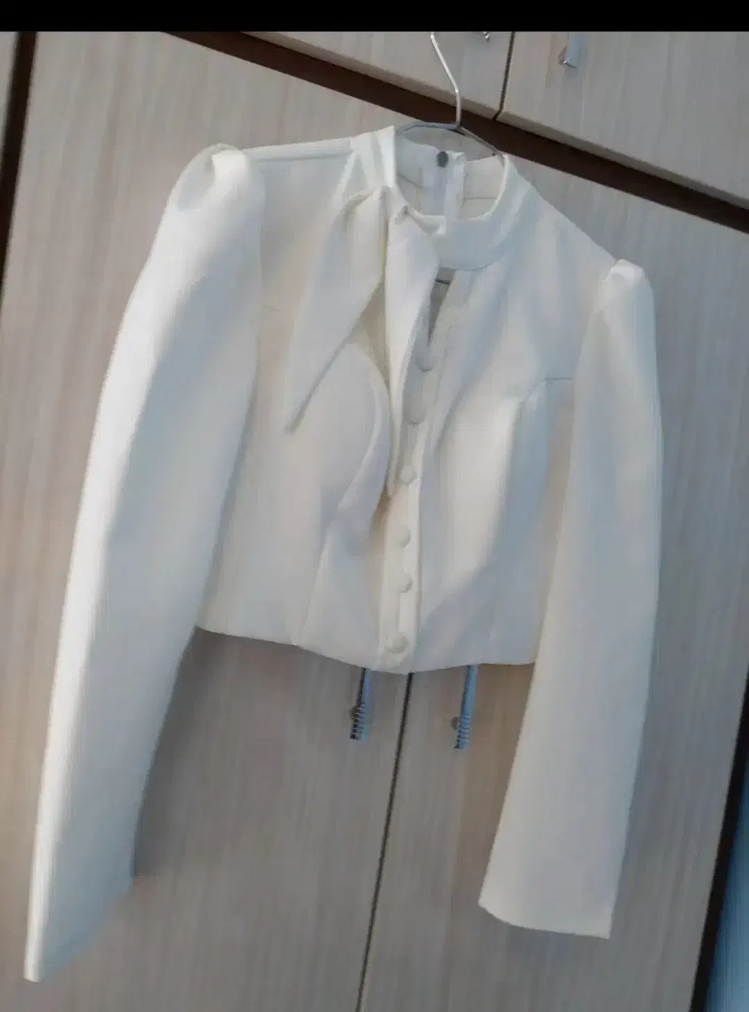 کت دامن|لباس|اسکو, |دیوار