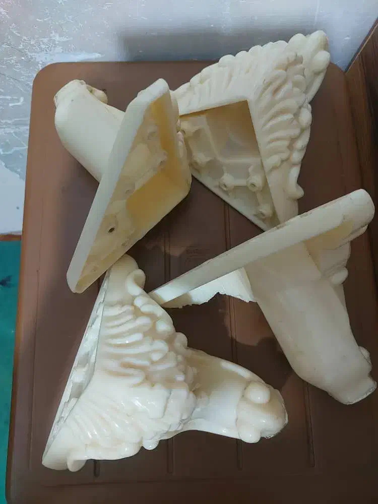 پایه کمد چوبی فقط ۲۰۰تومن|جاکفشی، کمد، دراور|خرمشهر, |دیوار