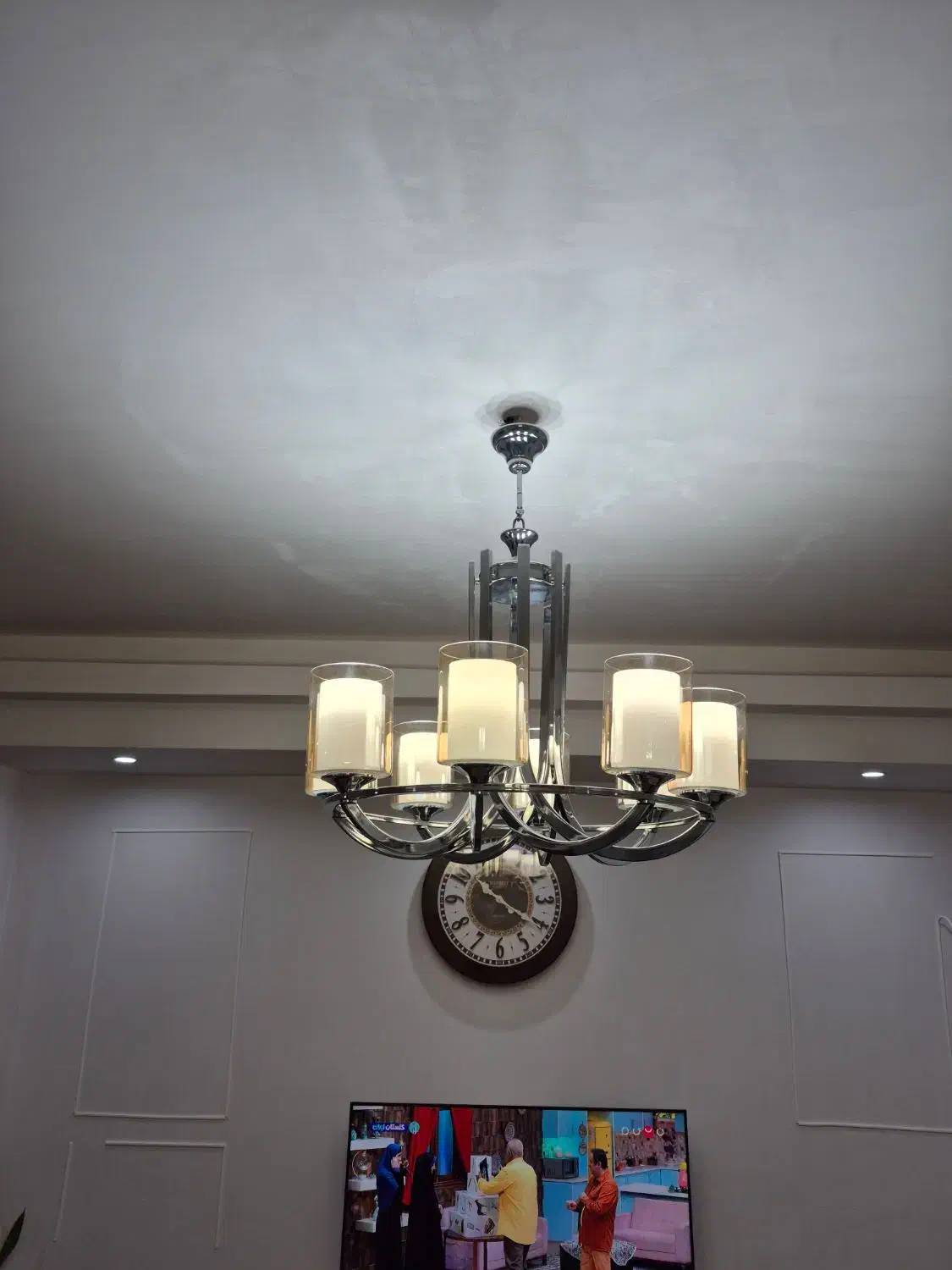 دو عدد لوستر ۸ شاخه دوگلس،۳ شاخه فنری و کنار سالنی|لوستر و چراغ آویز|ری, دیلمان|دیوار