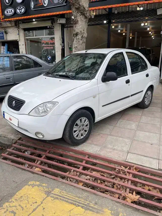 تیبا صندوقدار بیرنگ بدون ترک جوش صافکاری|خودرو سواری و وانت|رشت, حومه رشت|دیوار