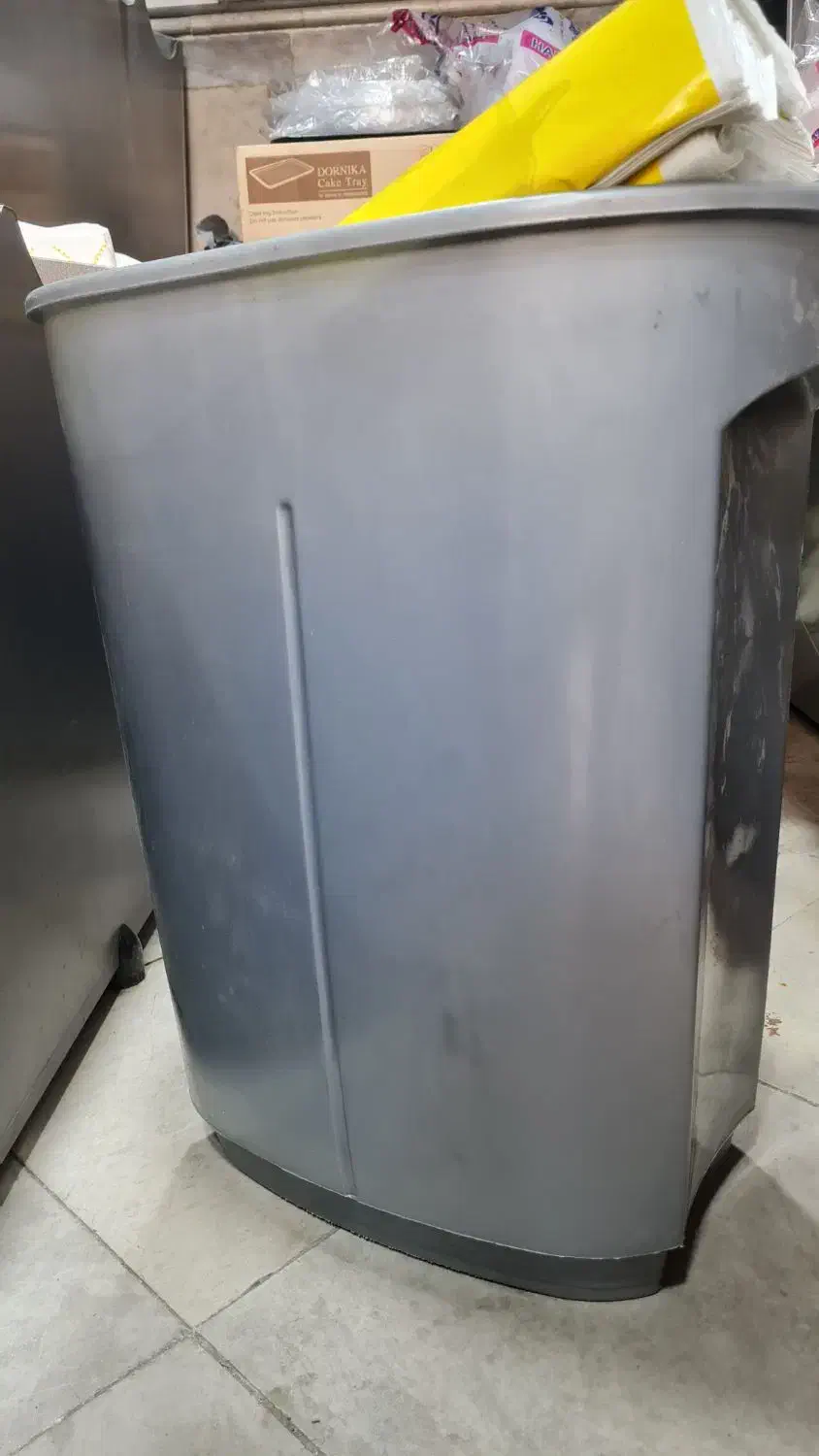 سطل طوسی بیضی|لوازم نظافت|قرچک, باقرآباد|دیوار