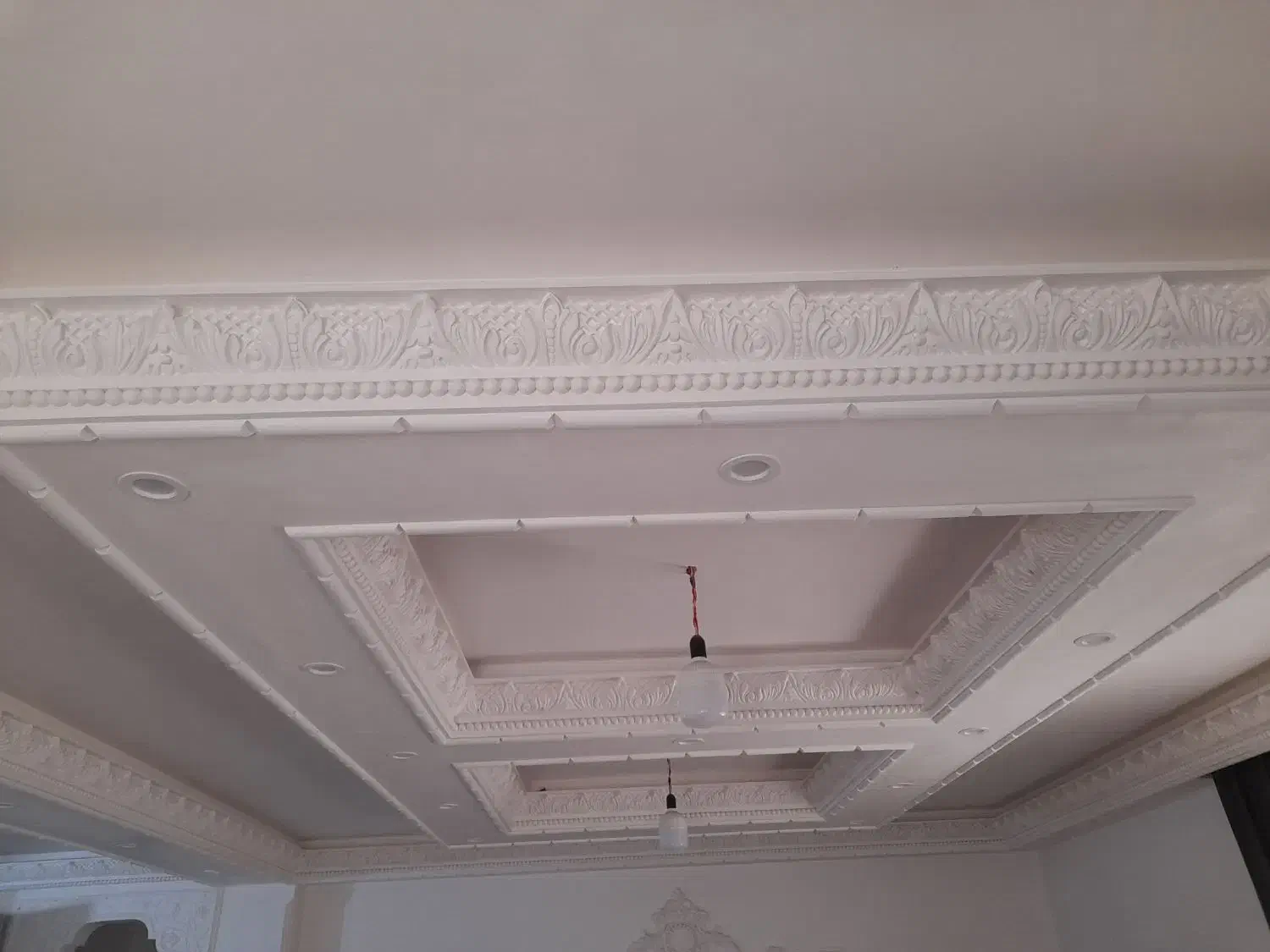 انجام گچکاری و گچبری ساختمان با انواع طرح|خدمات پیشه و مهارت|رامسر, |دیوار