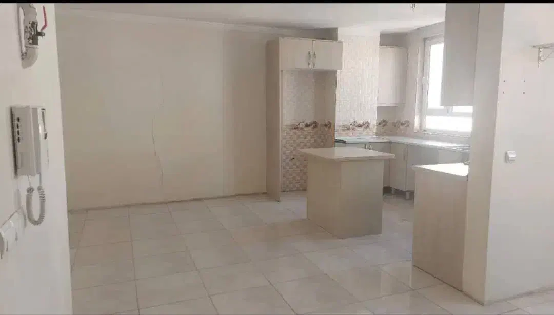 ۸۰متر/۲خواب/فول‌امکانات/نوساز/بهنود