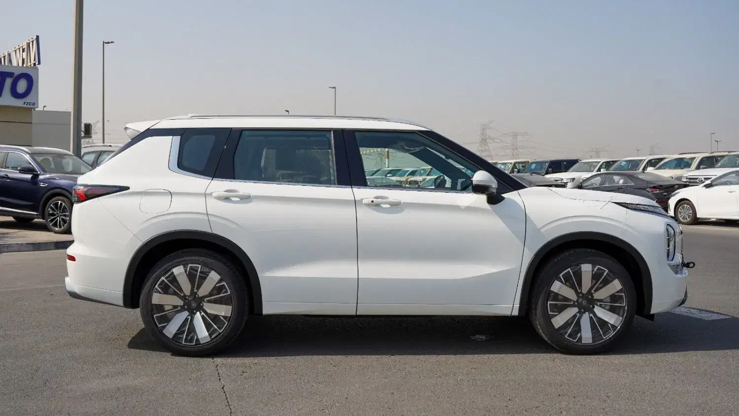 Mitsubishi Outlander M line|خودرو سواری و وانت|بهبهان, |دیوار