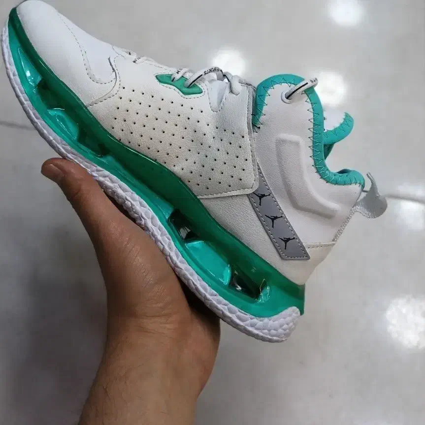 کتونی جردن فلایت23 ساقدار ۴۱|کیف، کفش، کمربند|شهریار, شهریار|دیوار