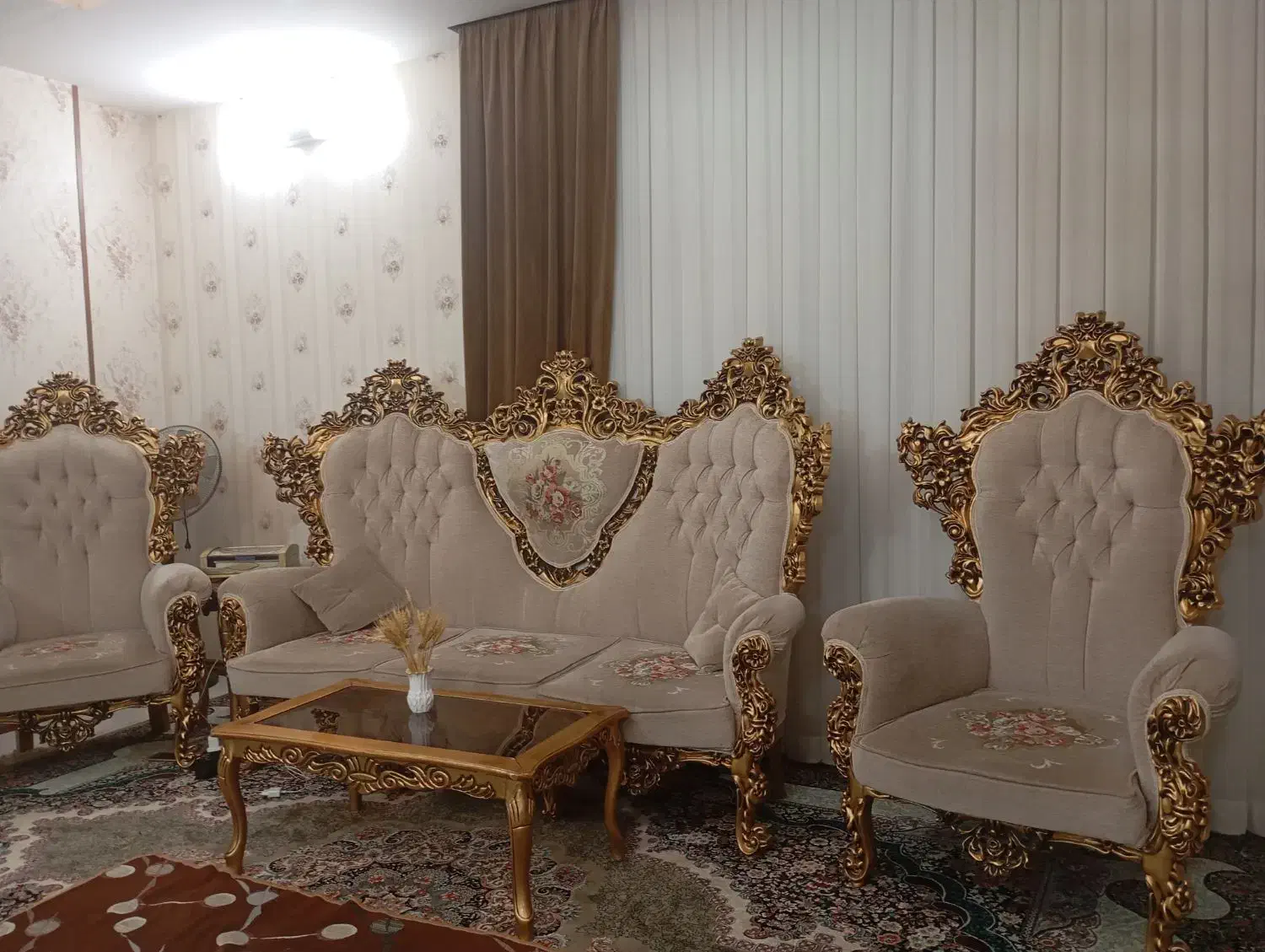 مبل سلطنتی|مبلمان خانگی و میز عسلی|مشهد, طلاب|دیوار