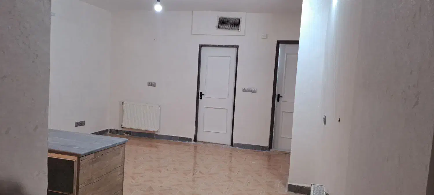 فروش فوری منزل مسکونی طبقه همکف b8|فروش آپارتمان|فولادشهر, B8|دیوار