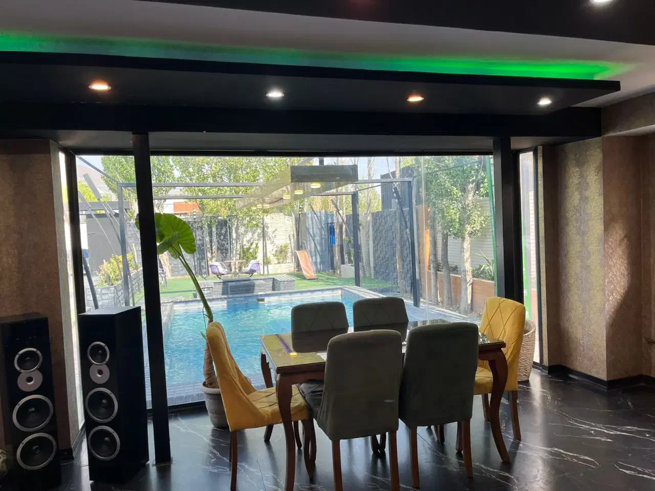 اجاره ویلا/استخرآبگرم/قیمت مناسب|اجارهٔ کوتاهمدت ویلا و باغ|کوهسار (البرز), |دیوار