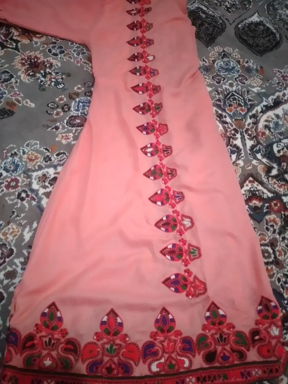 لباس دست دوز نوع زیر قیمت|لباس|ایرانشهر, |دیوار