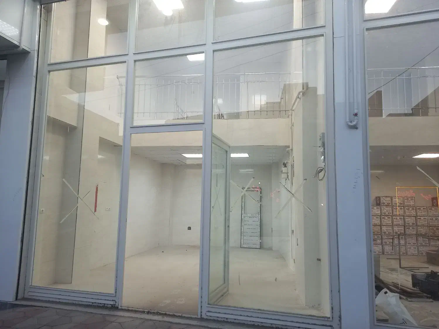 اجاره ۲ باب مغازه با امتیازات و سرویس دستشویی|اجارهٔ مغازه و غرفه|مراغه, |دیوار