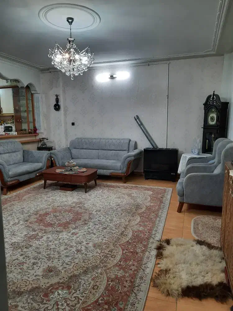 ۹۲ متر آپارتمان/ خیابان خایدالو/بازسازی شده|فروش آپارتمان|خرمآباد, |دیوار