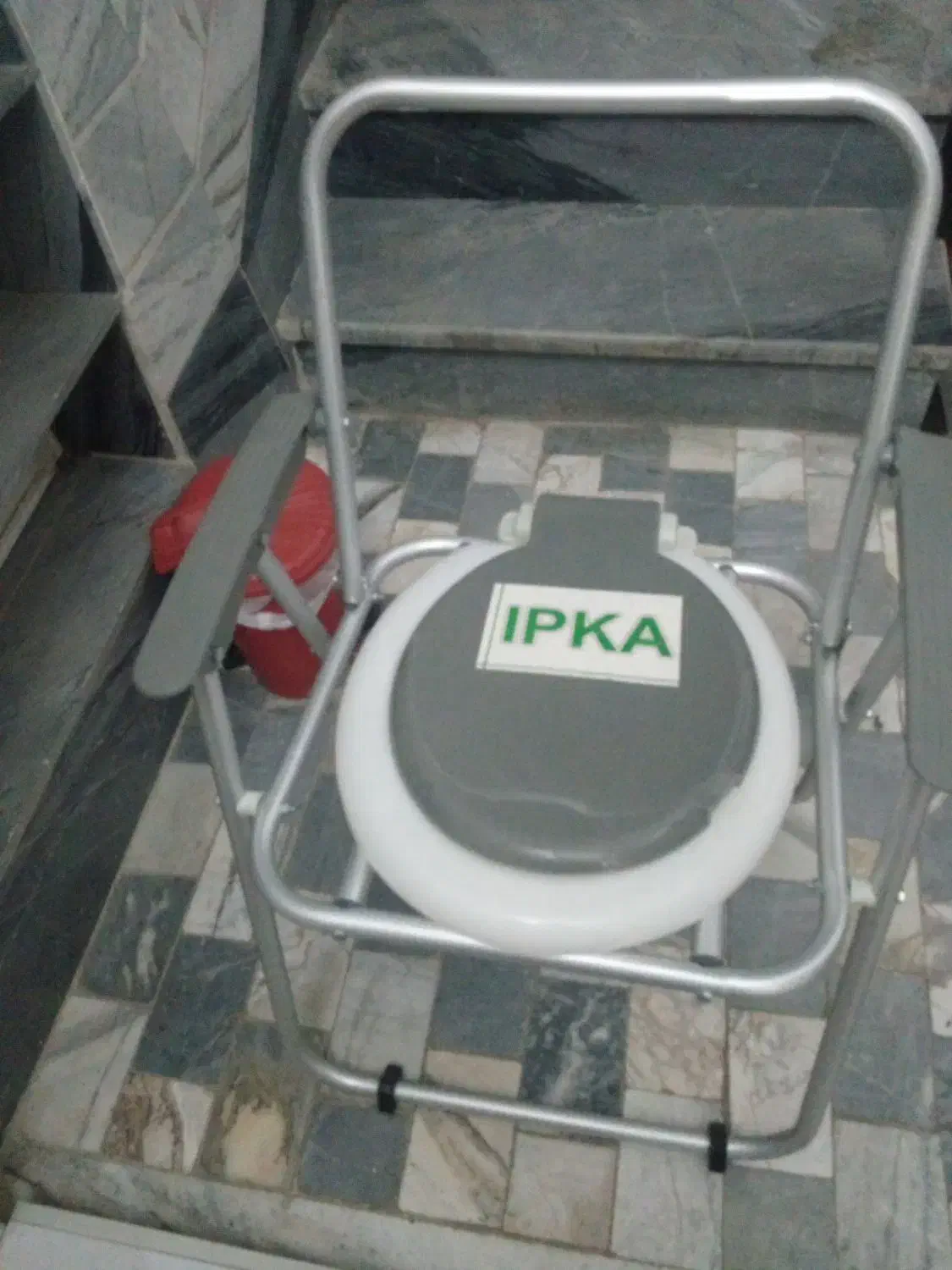 توالت فرنگی|لوازم سرویس بهداشتی|قم, حاج زینل|دیوار