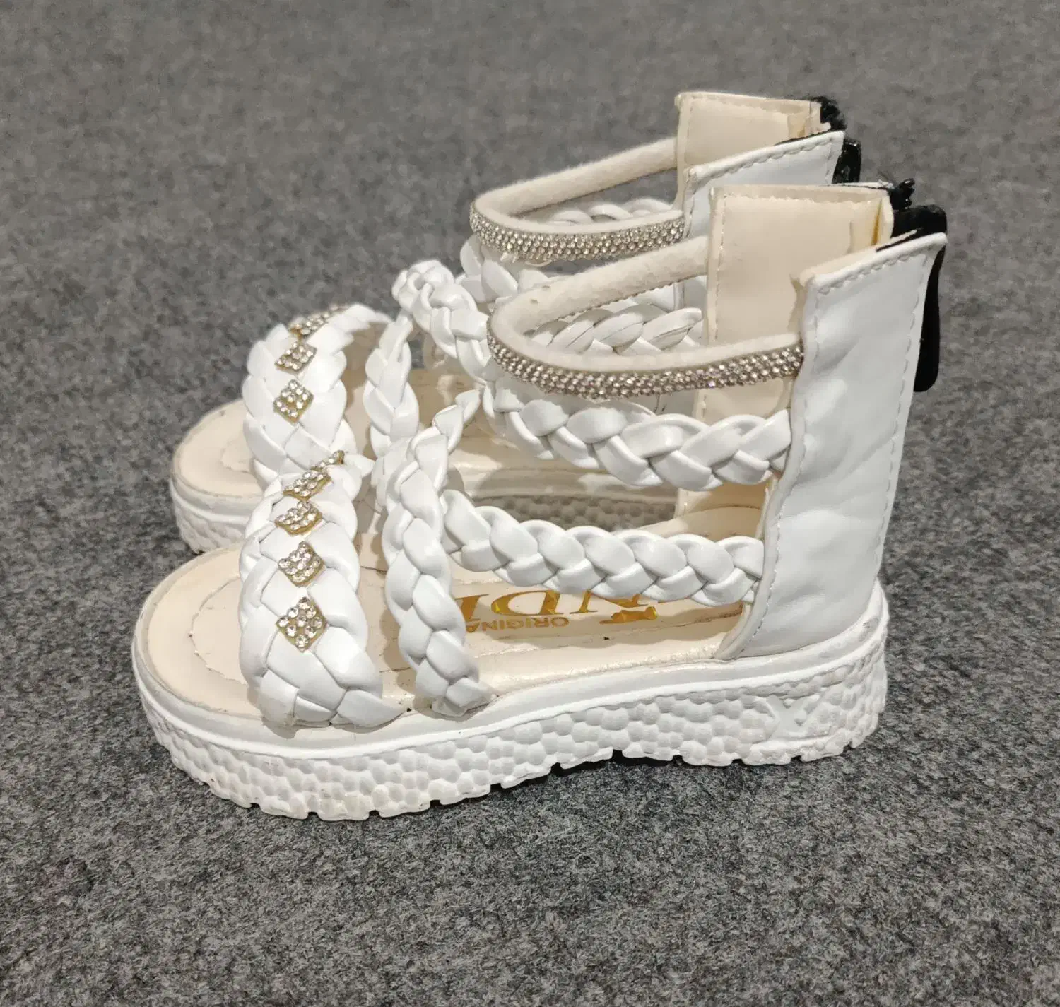 کفش|کفش و لباس بچه|همدان, |دیوار