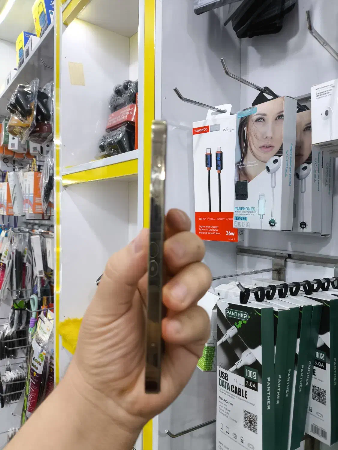 آیفون ۱۲پرو در حد صفر|موبایل|سعدآباد, |دیوار