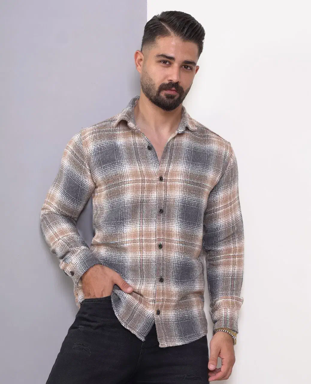 پیراهن پشمی|لباس|شاهین‌شهر, گرگاب|دیوار