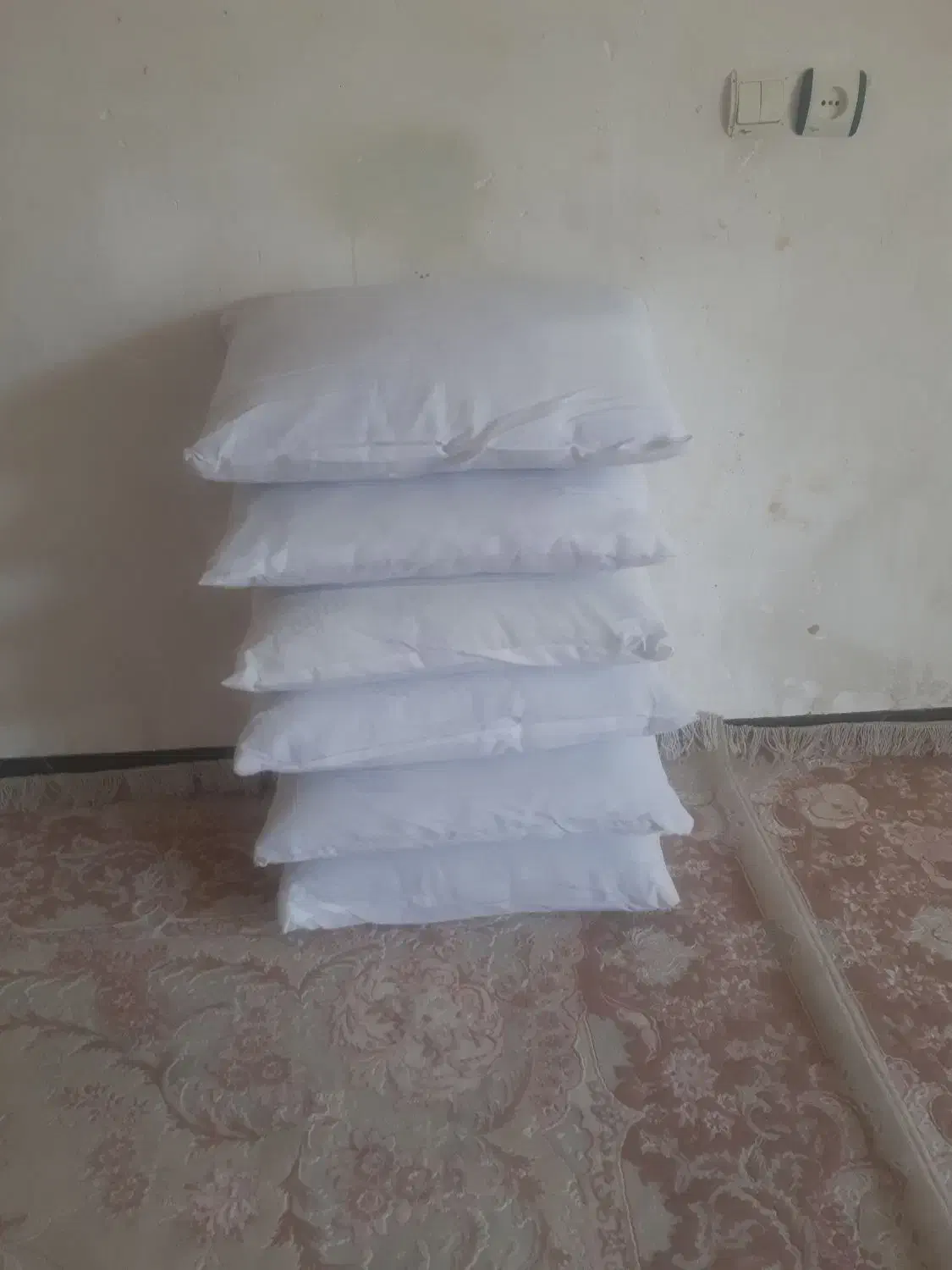 بالشت الیاف|رختخواب، بالش، پتو|دهلران, |دیوار