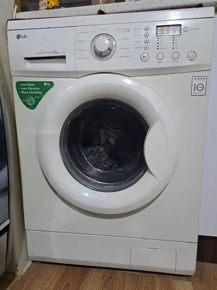 فروش یک عدد لباسشویی|ماشین لباسشویی و خشک‌کن لباس|کرج, کرج نو|دیوار