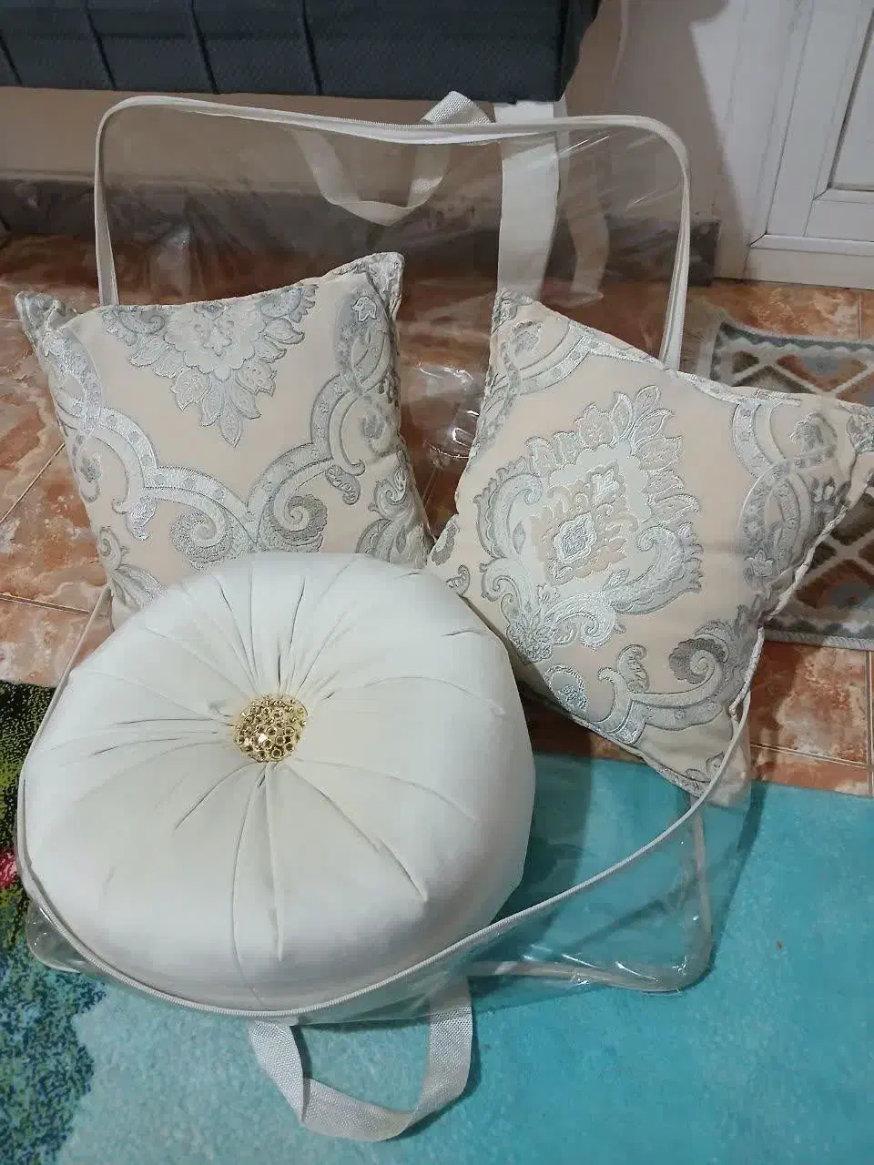 مبلمان  ۱۱ نفره|مبلمان خانگی و میز عسلی|فیروزکوه, |دیوار