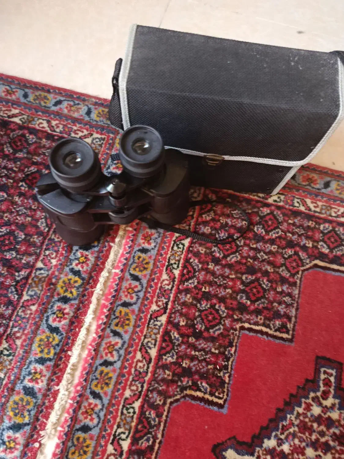 دوربین|دوربین عکاسی و فیلم‌برداری|کیش, |دیوار